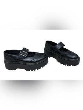T.U.K.Double Decker Mary Janes Size 7 in Black
